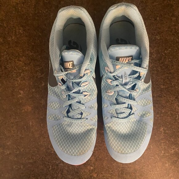 Nike Blue and Red Athletic Shoes - Picture 6 of 9